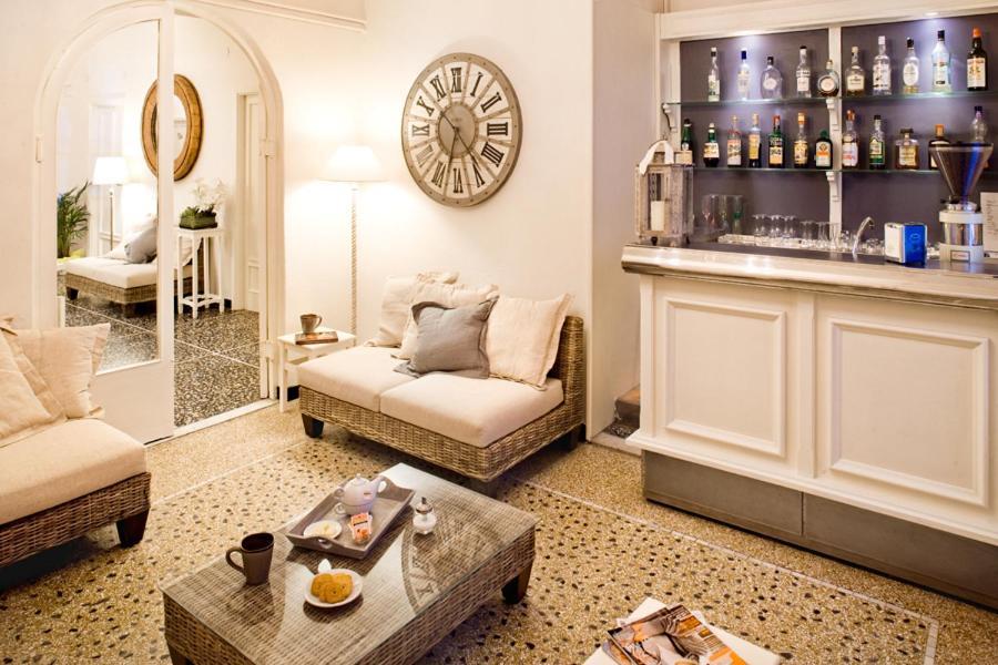 Hotel Gabbiano Alassio Eksteriør billede