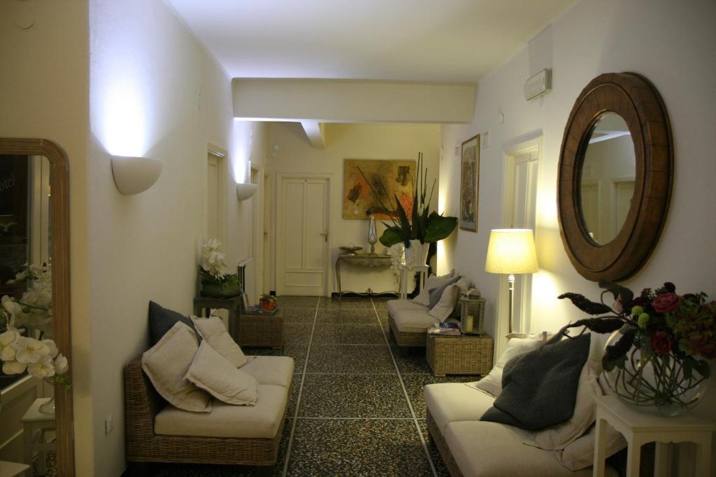 Hotel Gabbiano Alassio Eksteriør billede