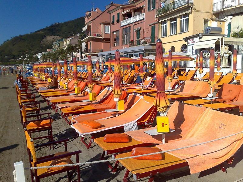 Hotel Gabbiano Alassio Eksteriør billede